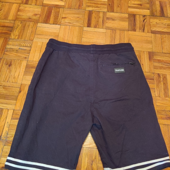 Trap Lord black shorts Large - Picture 2 of 4